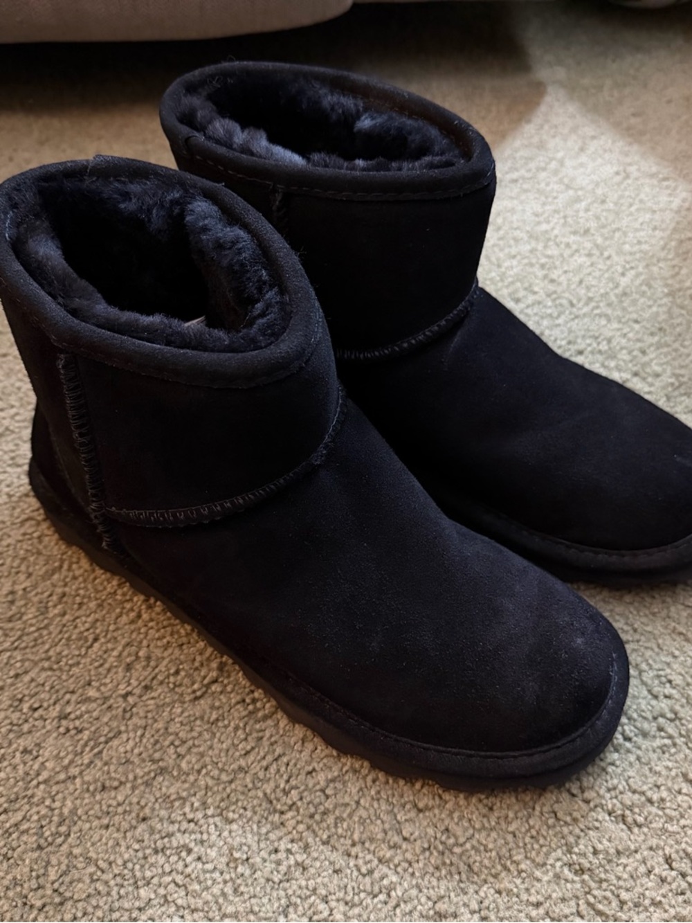 BearPaw Women's Alyssa ankle boot in black. Size 9